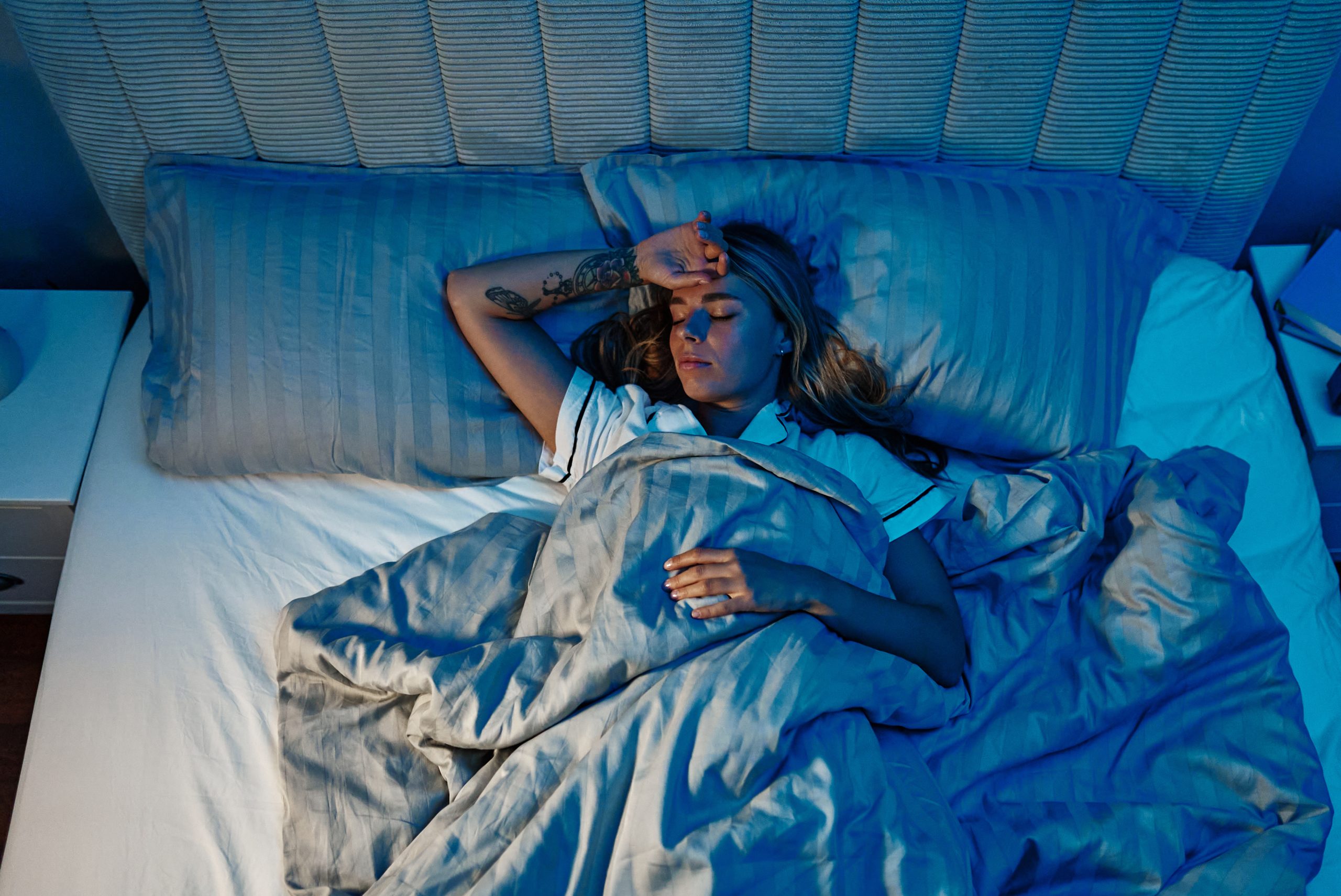 Mujer durmiendo placidamente